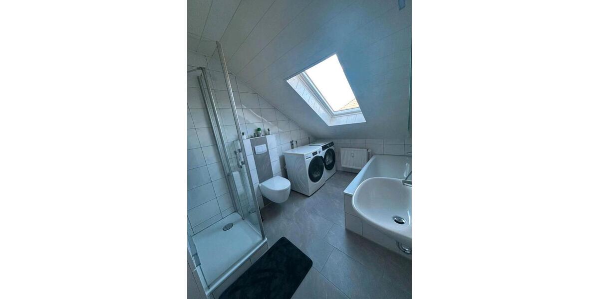 Dachgeschoßwohnung Wesendorf - 3 Zimmer, 65 m&sup2;, 700&euro; | Angebot:26057777