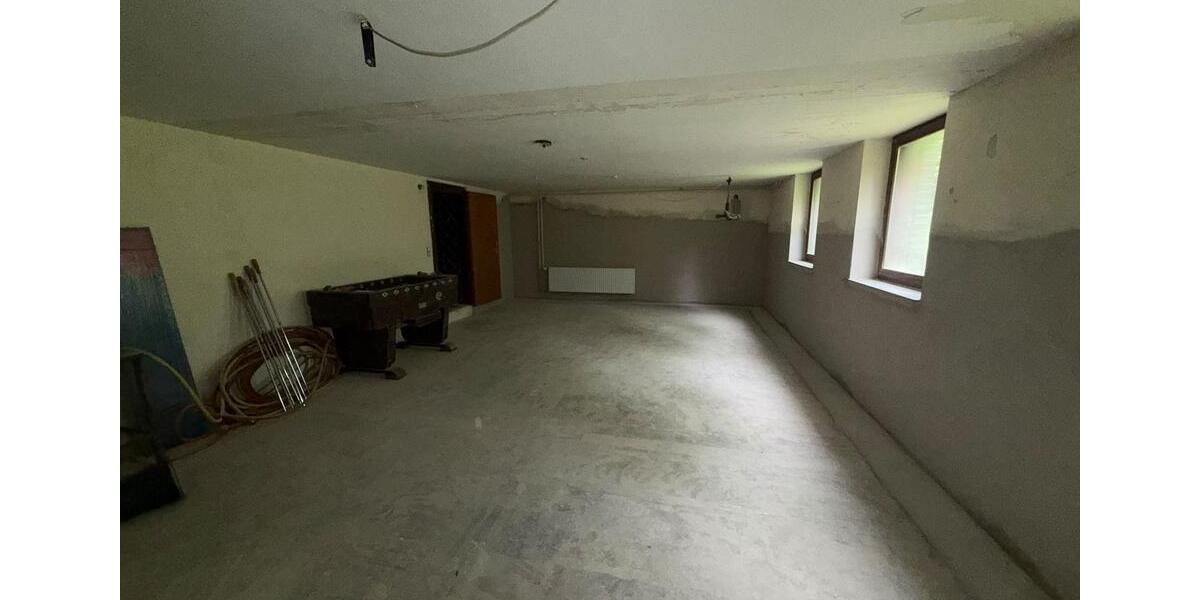 Einfamilienhaus Südheide - 12 Zimmer, 155 m&sup2;, 200.000&euro; | Angebot:27095925