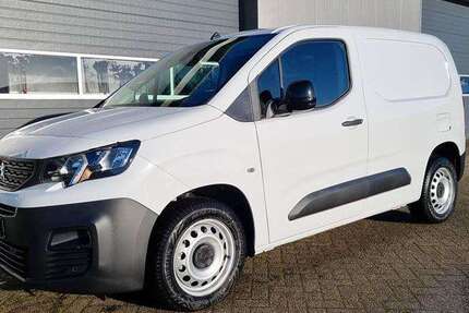 Peugeot Partner 30.700 km 22.440 € Selent 24238