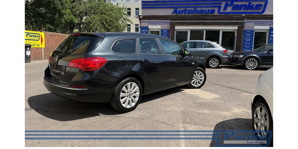 Opel Astra Selection*Tempo*Navi*Klima*SHZ*AHK*DachT. 175.681 km 3.890 &euro; Berlin 13187