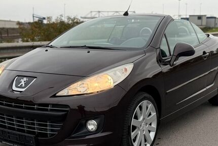 Peugeot 207 102.000 km 5.999 € Duisburg 47138