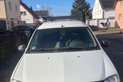 Dacia Logan 105.060 km 3.900 &euro; Mannheim 68239