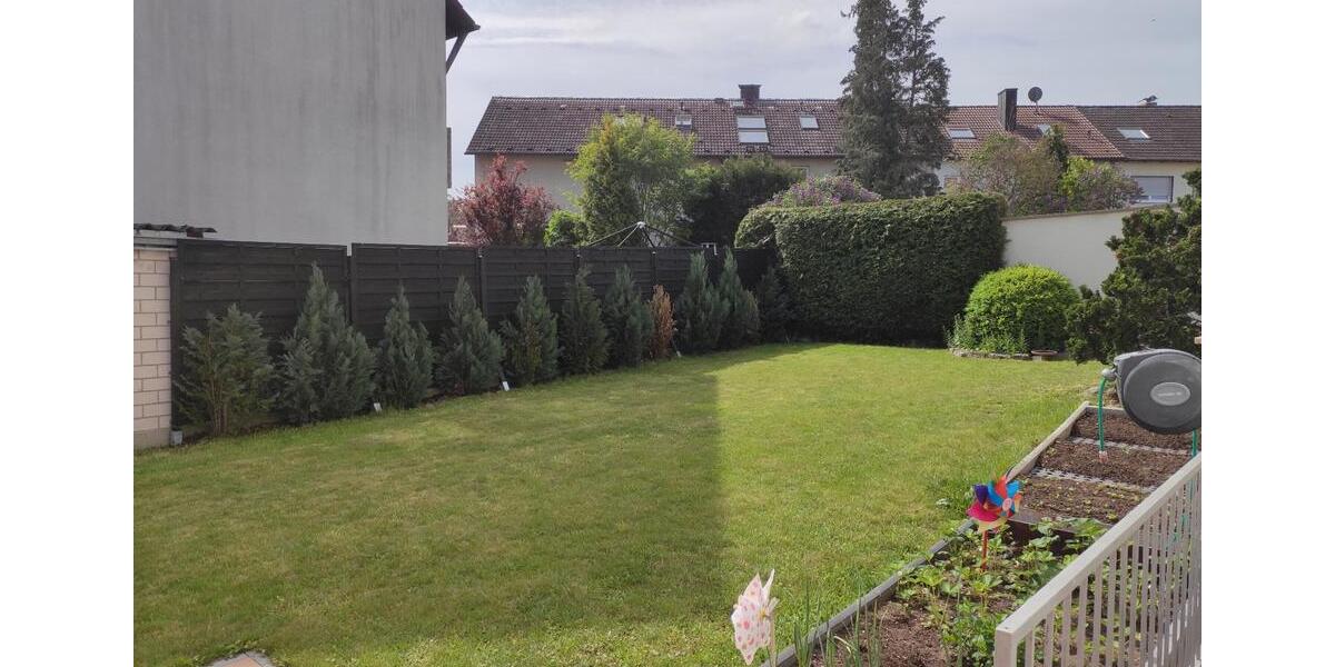 Etagenwohnung Zirndorf - 4 Zimmer, 108 m&sup2;, 440.000&euro; | Angebot:26399370