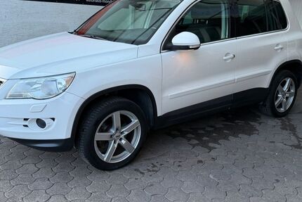 VW Tiguan 151.491 km 11.400 &euro; Möhnesee-Körbecke 59519