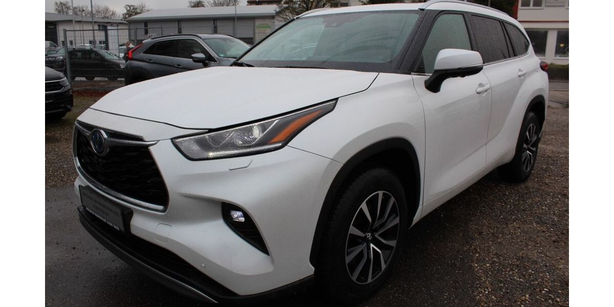 Toyota Highlander 26.693 km 57.595 &euro; Bad Rappenau 74906