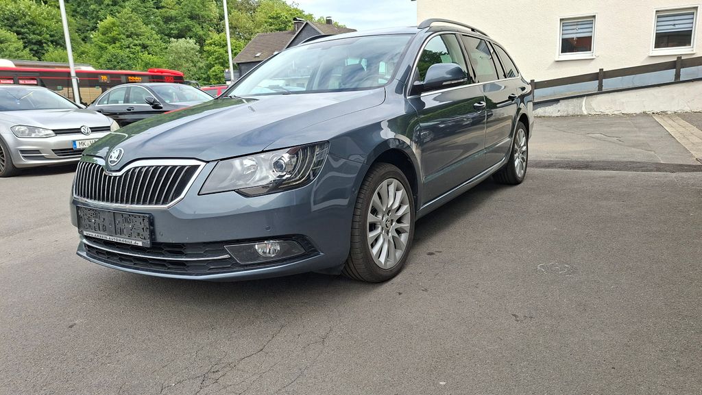 Skoda Superb 112.344 km 14.999 &euro; Plettenberg-Lettmecke 58840