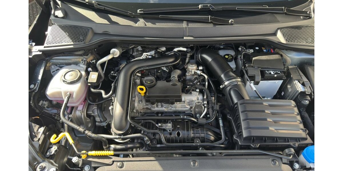 Seat Arona Style *DSG/Navi/LED/PDC/Tempomat/Alu* 4.372 km 20.990 &euro; Bamberg 96052