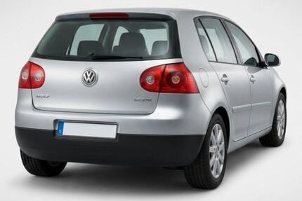 VW Golf 95.000 km 5.500 &euro; zittau 02367