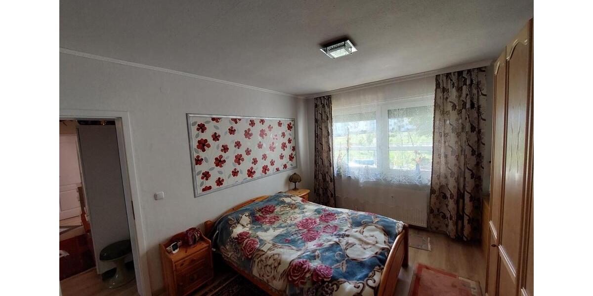 Erdgeschoßwohnung Marsberg - 3 Zimmer, 78 m&sup2;, 98.000&euro; | Angebot:27257578