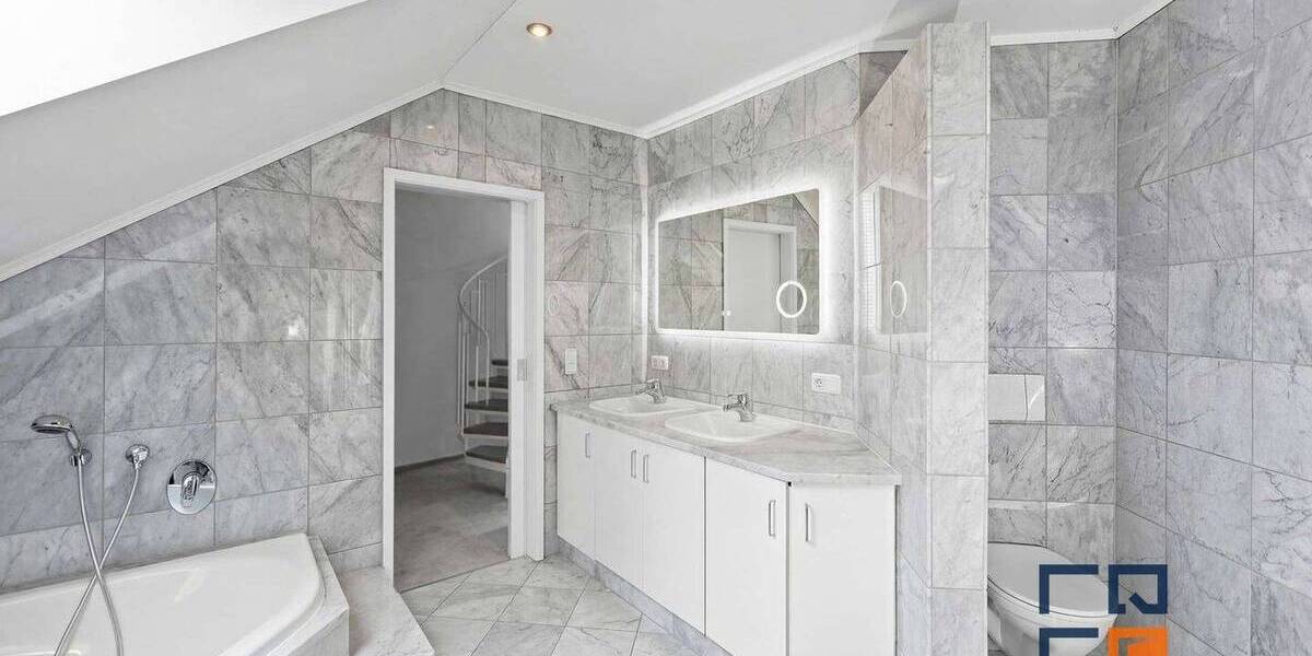 Mehrfamilienhaus, Wohnhaus Tirschenreuth - 1 Zimmer, 270 m&sup2;, 720.000&euro; | Angebot:26487567