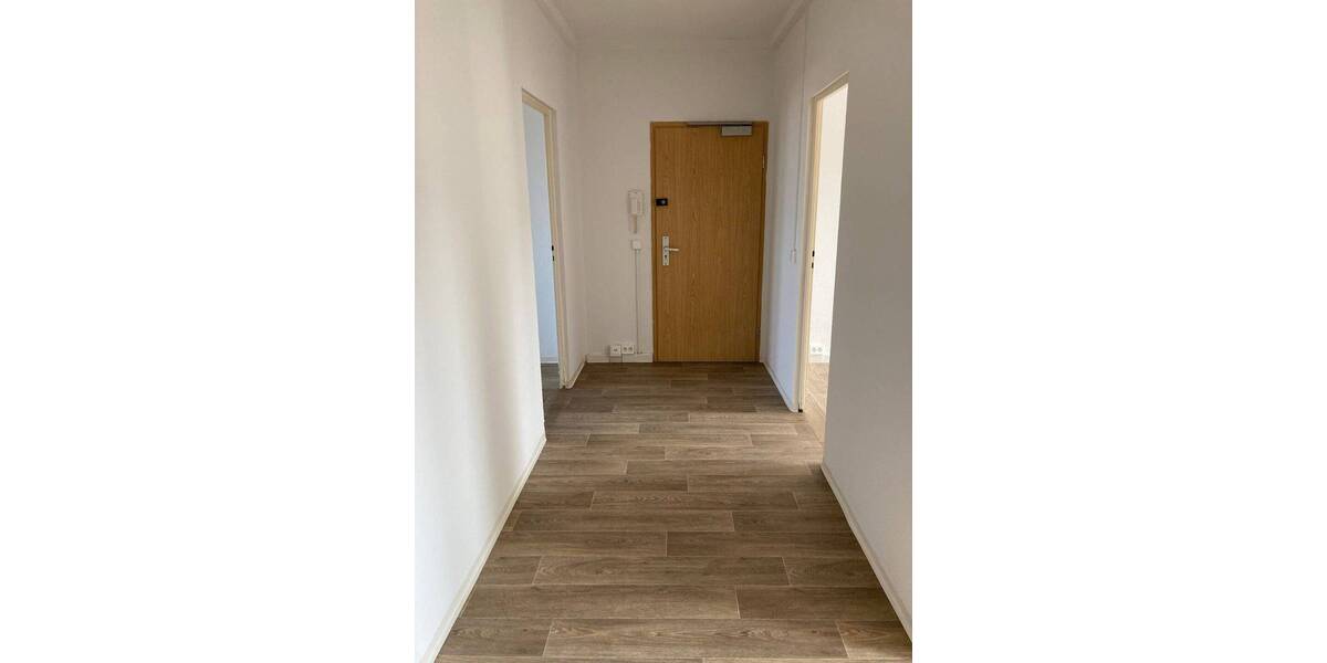 Etagenwohnung Gera Innenstadt - 4 Zimmer, 76 m&sup2;, 425&euro; | Angebot:26916693