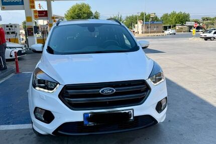 Ford Kuga 112.000 km 16.200 &euro; Köln Holweide 51067