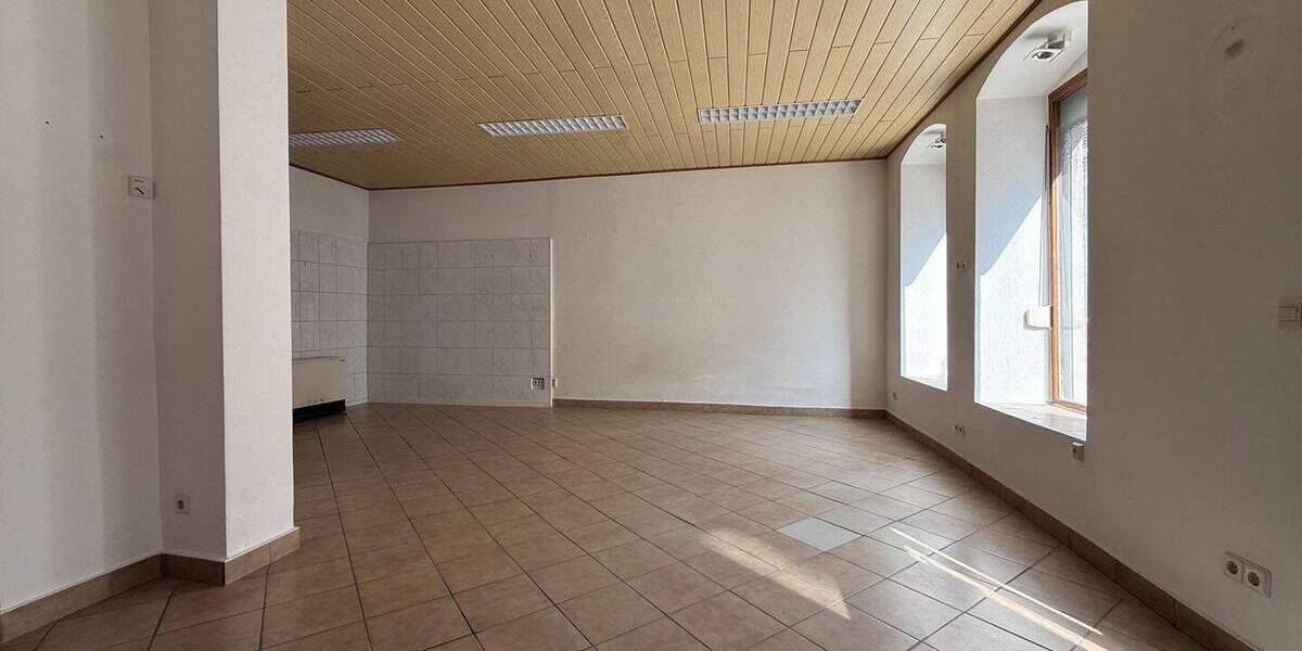 Mehrfamilienhaus, Wohnhaus Eckartsberga - 1 Zimmer, 319 m&sup2;, 169.000&euro; | Angebot:26696950