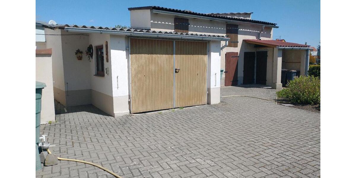 Doppelhaushälfte Genthin - 5 Zimmer, 100 m&sup2;, 93.000&euro; | Angebot:26762521