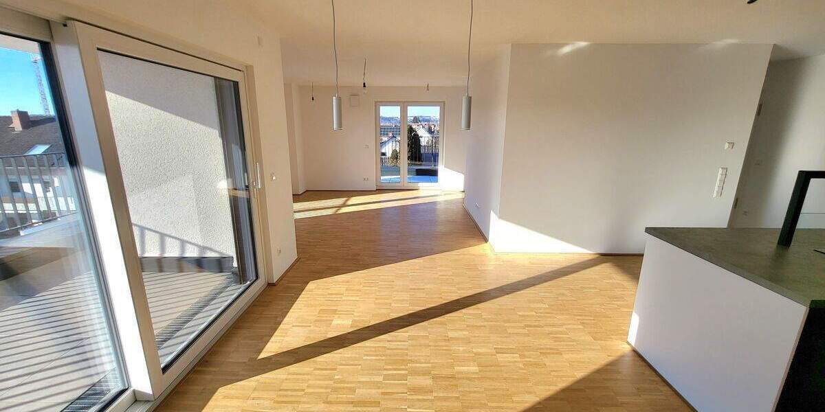 Etagenwohnung Neu-Ulm Burlafingen - 3 Zimmer, 137 m&sup2;, 1.935&euro; | Angebot:24807459