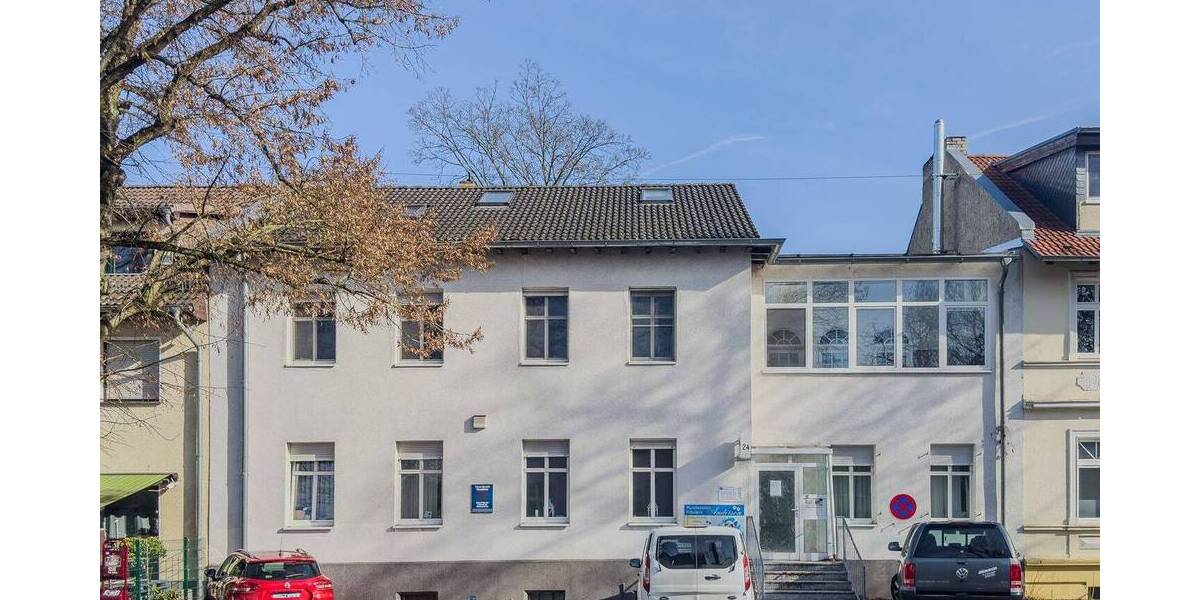 Zukunftssichere Investition in Neuenhagen: Bestandsimmobilie + Bauland in Toplage nahe S-Bahnhof 1 zimmer