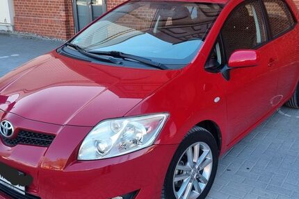 Toyota Auris 89.350 km 5.990 &euro; Berlin 12489