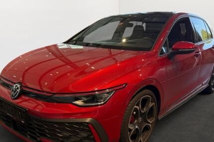 VW Golf 9.900 km 39.990 € Waldshut-Tiengen 79761