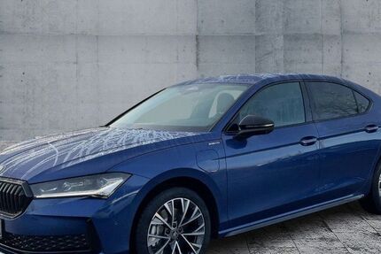 Skoda Superb 5.000 km 47.970 &euro; Bamberg 96052