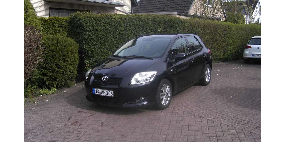 Toyota Auris 149.864 km 4.950 &euro; Bremen, Stadt 28355