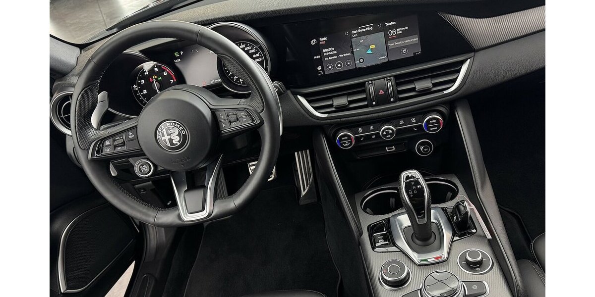 Alfa Romeo Giulia 2.0 Turbo Veloce Q4 1.Hand Carplay Xenon 26.400 km 32.220 &euro; Lich 35423