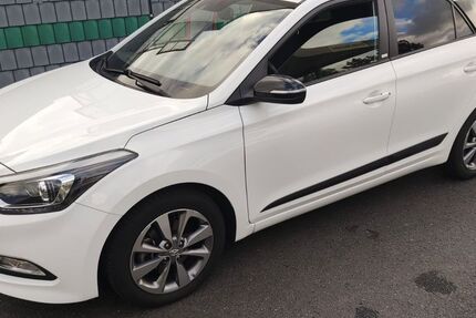 Hyundai i20 46.000 km 11.980 € Koblenz 56070