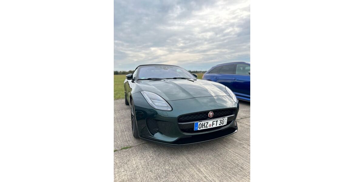 Jaguar F-Type 32.400 km 45.400 &euro; Grasberg 28879