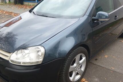 VW Golf 242.000 km 900 &euro; Mannheim 68199