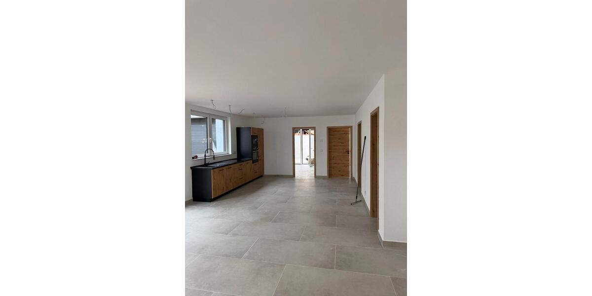 Etagenwohnung Ottweiler - 3.5 Zimmer, 75 m&sup2;, 870&euro; | Angebot:26430879