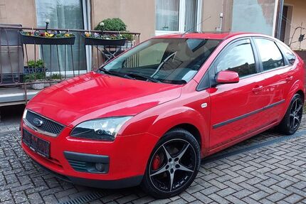 Ford Focus 235.000 km 2.899 &euro; Saarbrücken 66113