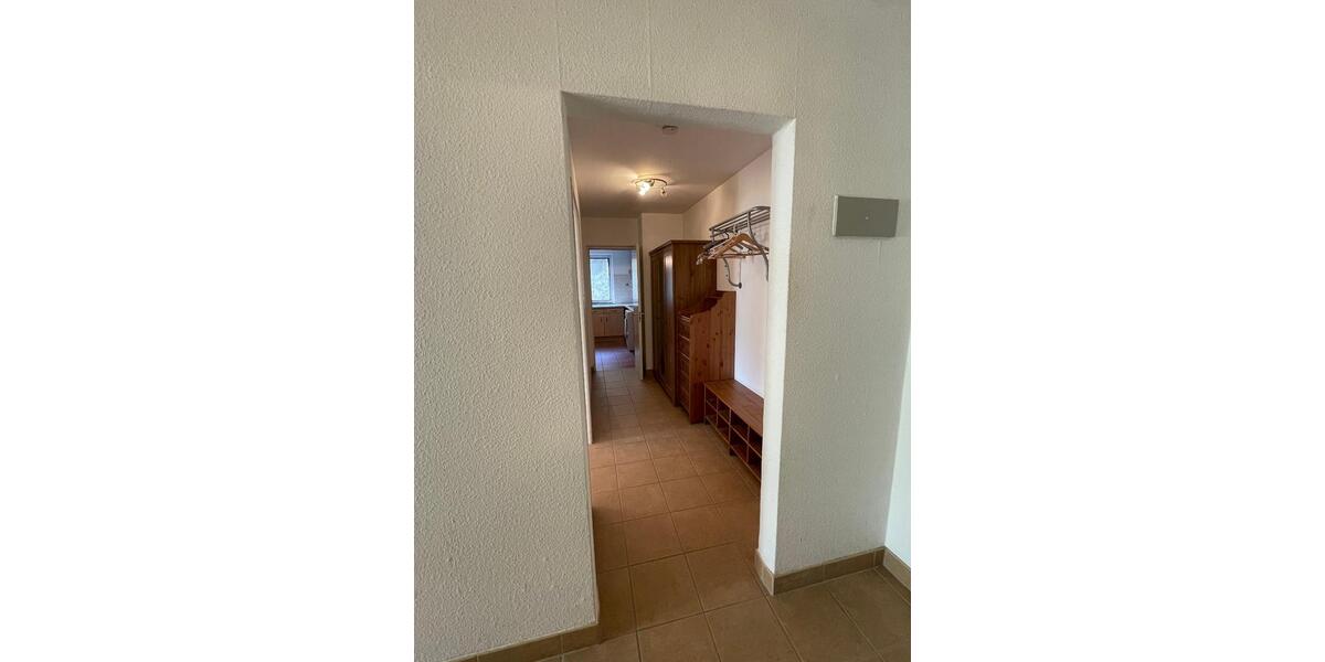 Etagenwohnung Waldkirch - 3 Zimmer, 84 m&sup2;, 1.100&euro; | Angebot:26267584
