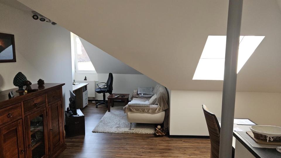 Dachgeschoßwohnung Bad Kissingen - 2.5 Zimmer, 60 m&sup2;, 660&euro; | Angebot:26356631