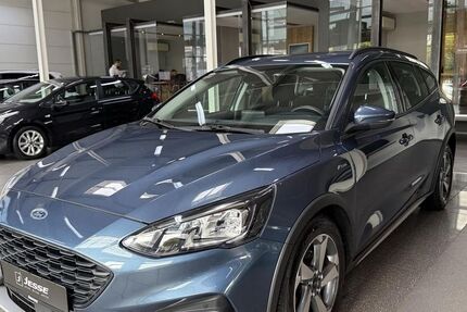 Ford Focus 46.700 km 16.490 € Ibbenbüren 49477
