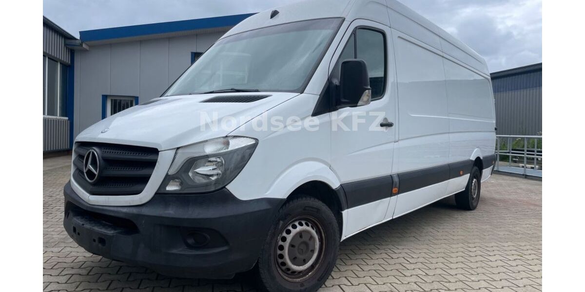 Mercedes-Benz Sprinter 227.000 km 12.690 &euro; Esens 26427