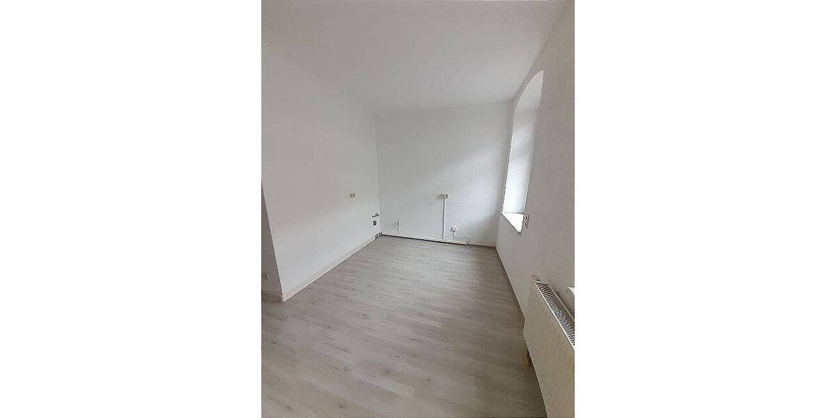 MFH vermietet auch für Handwerker in günstiger Lage - Mehrfamilienhaus, Wohnhaus Wilkau-Haßlau Haßlau | Angebot:23973917