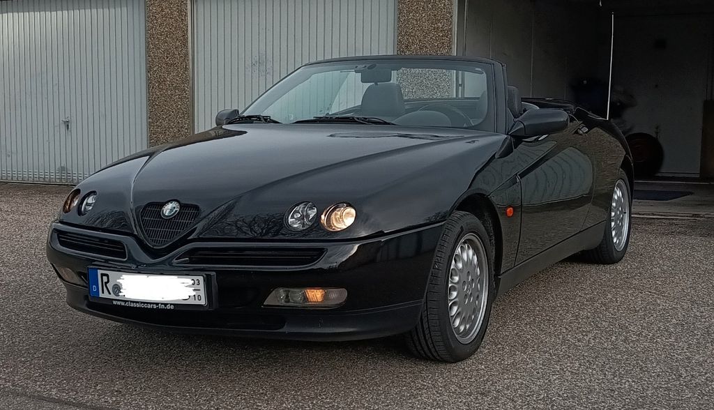 Alfa Romeo Spider 103.000 km 4.900 &euro; Regensburg 93051