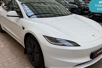 Tesla Model 3 66.539 km 39.990 € Ludwigsfelde (bei Berlin) 14974