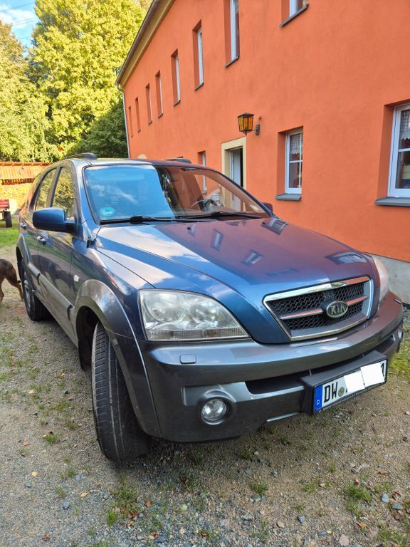 Kia Sorento 184.000 km 4.200 € Dorfhain 01738