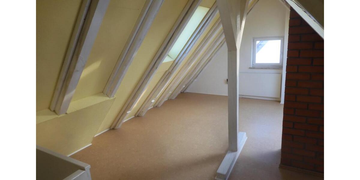 Attraktive Doppelhaushälfte zur Miete – Frankfurt Griesheim -Nord 3.5 zimmer