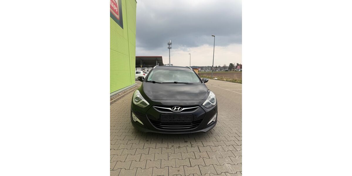 Hyundai i40 245.000 km 4.500 &euro; Villingen 78048