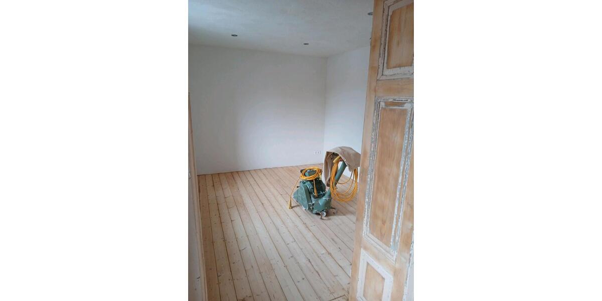 Etagenwohnung Sankt Wendel - 8 Zimmer, 180 m&sup2;, 750&euro; | Angebot:26441453