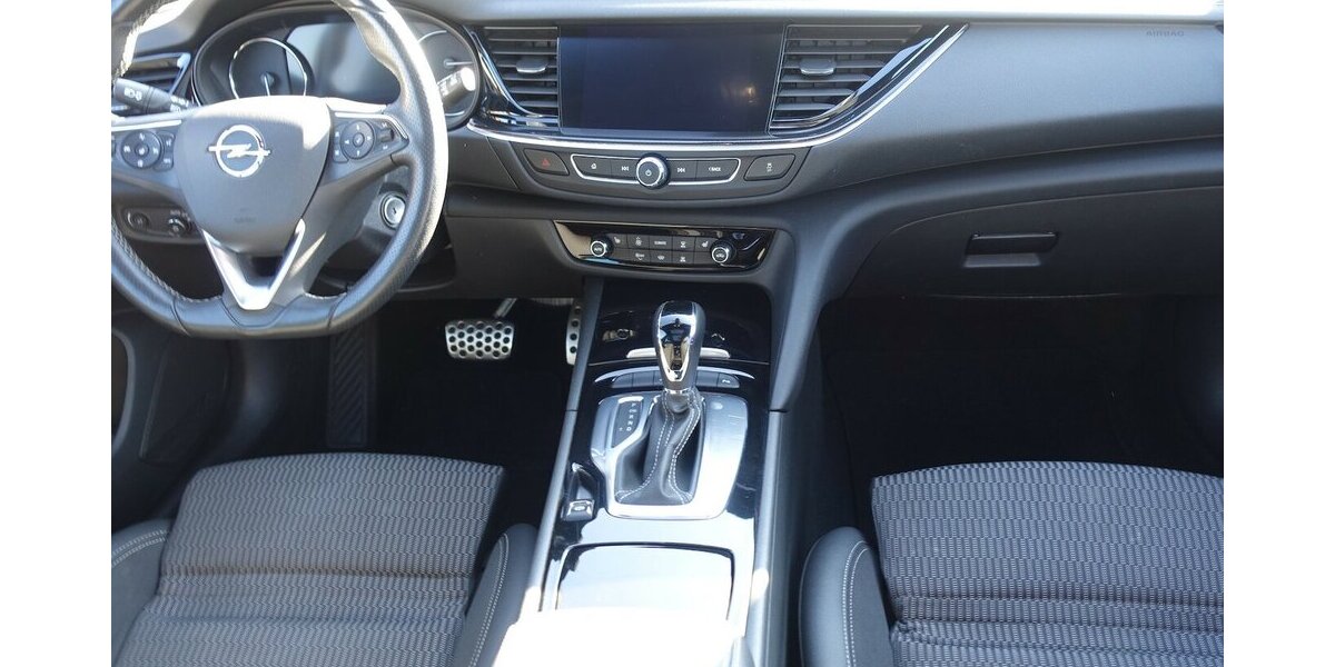 Opel Insignia Elegance Navi PDC Kamera Memory LED eGHSD 96.200 km 18.950 &euro; Neumarkt/OPf 92318