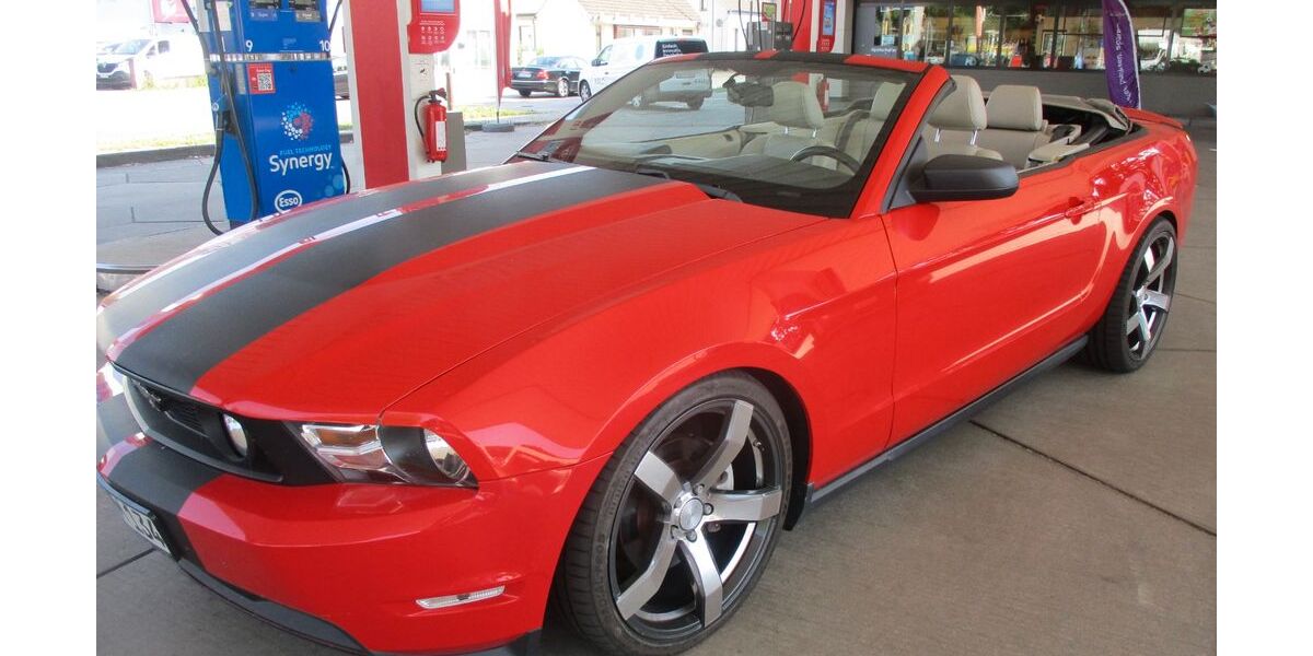 Ford Mustang 107.745 km 13.950 &euro; Oldenburg 26133