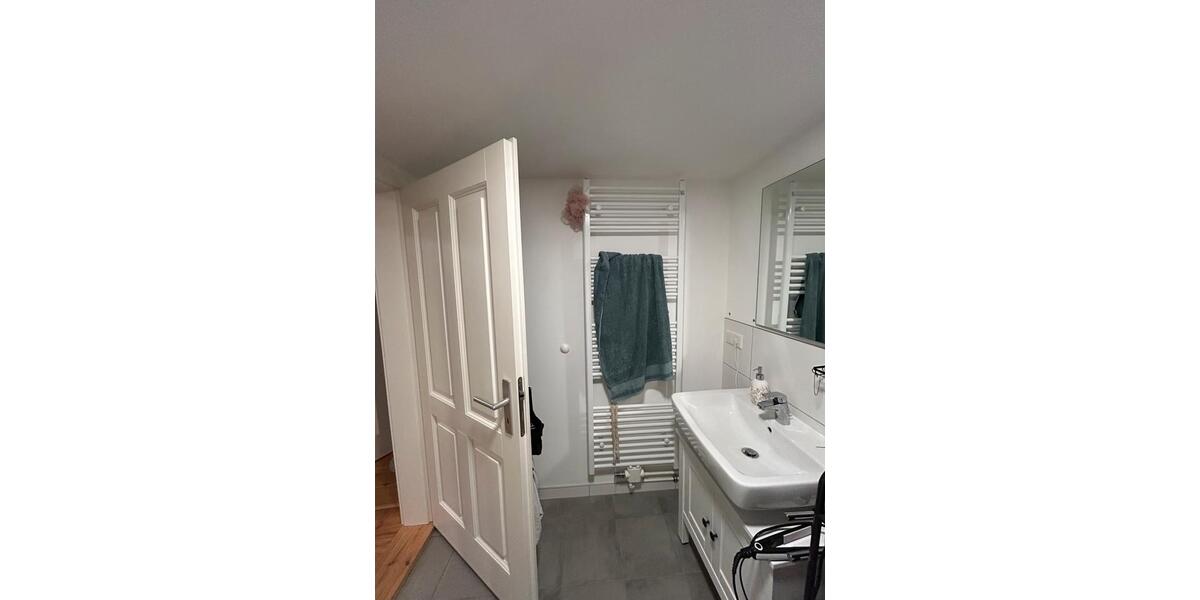 Einfamilienhaus Coburg - 3.5 Zimmer, 100 m&sup2;, 1.500&euro; | Angebot:26035915