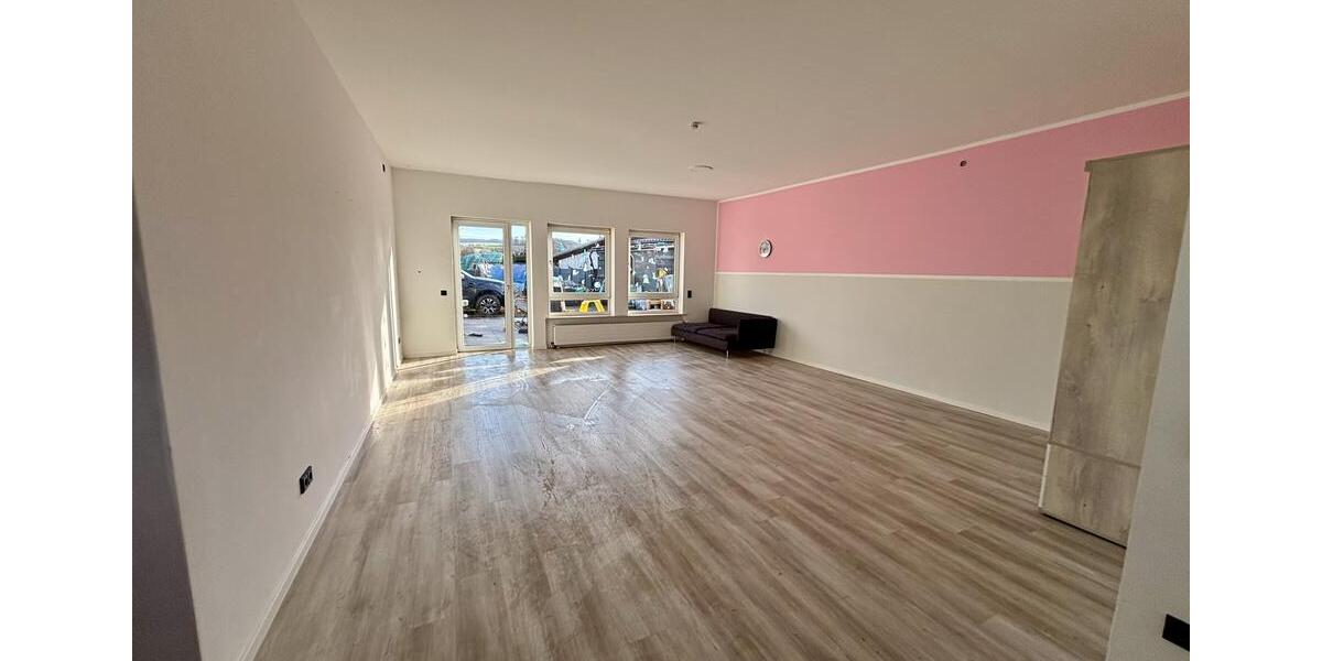 Bungalow Hohenstein - 8 Zimmer, 368 m&sup2;, 2.500&euro; | Angebot:25839146