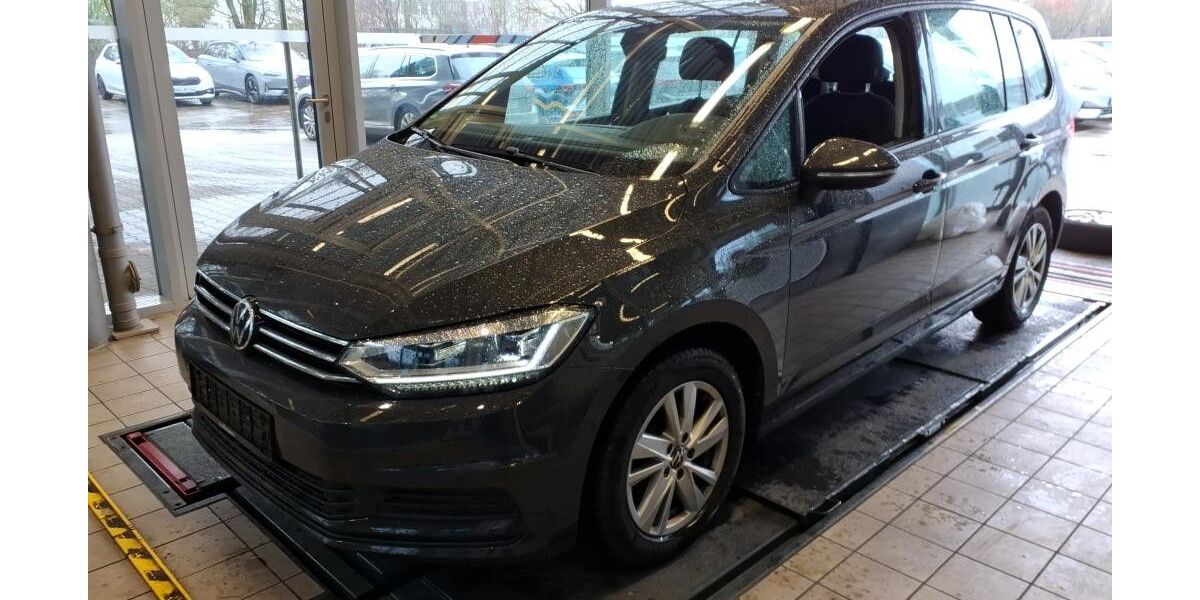 VW Touran 85.900 km 22.990 &euro; Bretten 75015