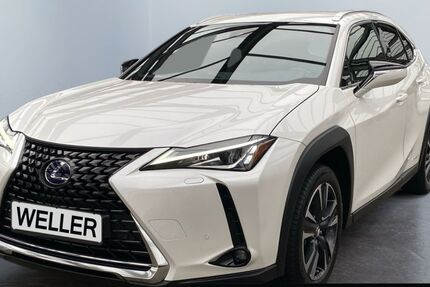 Lexus UX 31.309 km 26.590 € Leipzig 04178