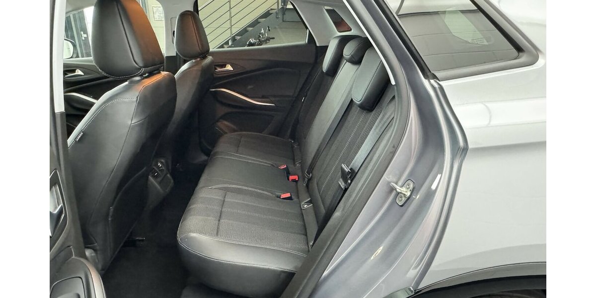 Opel Grandland 1.2 Turbo GS Line CarPlay Cam 7.412 km 19.220 &euro; Lich 35423