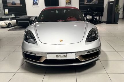 Porsche Boxster 1.795 km 94.718 € Hamburg 22047