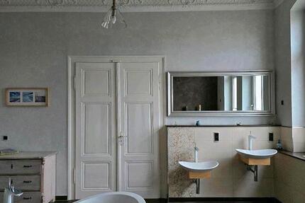 Wohnung Sondershausen - 3 Zimmer, 110 m&sup2;, 125&euro; | Angebot:25934033